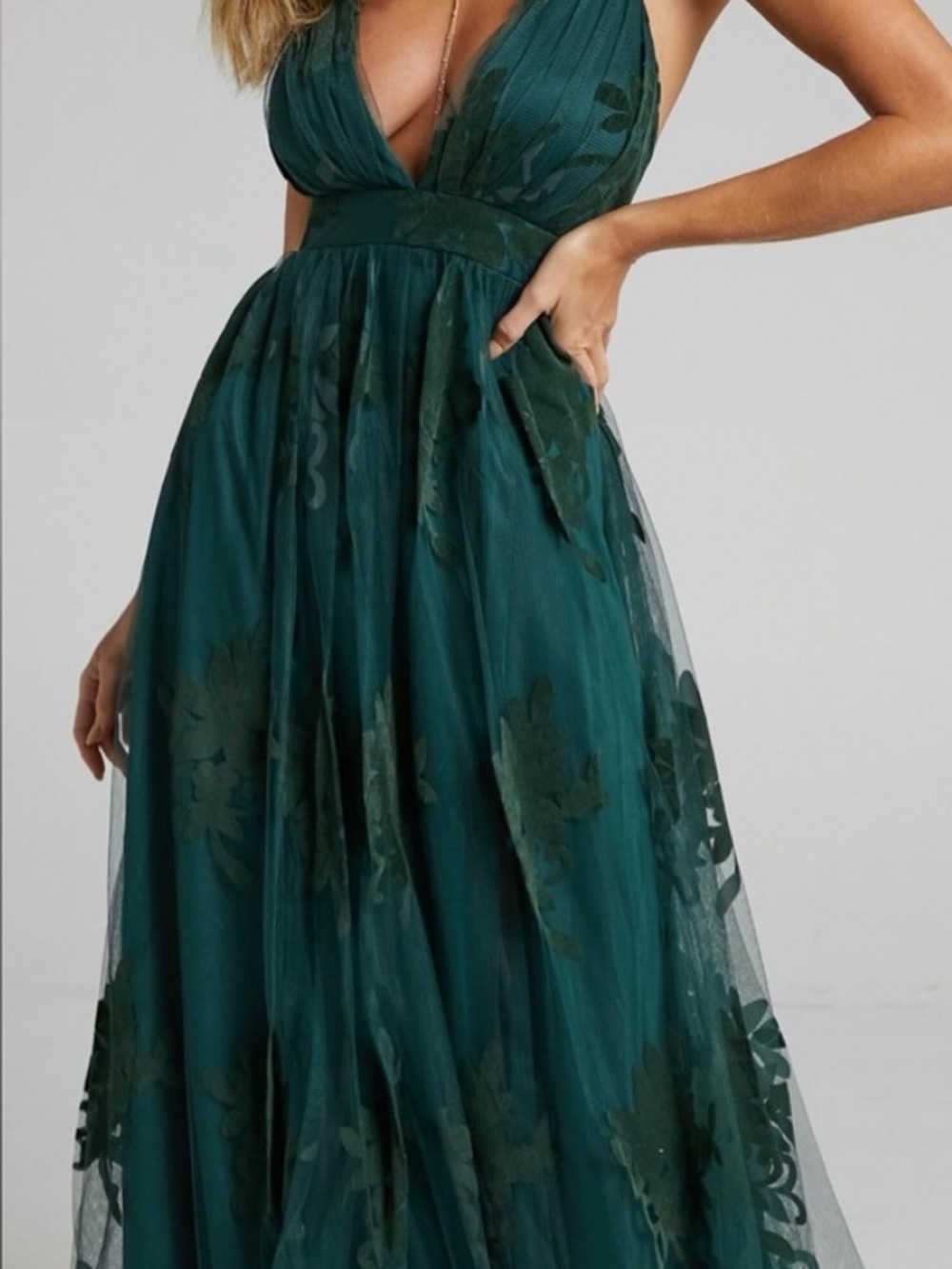 Dark Emerald Green Plunging V-neck Embroidery floral  Maxi Dress